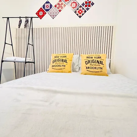 Alcantara Lx בית הארחה *