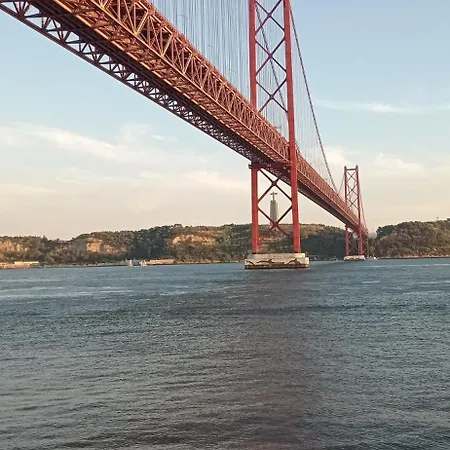 Pensjonat Alcantara Lx