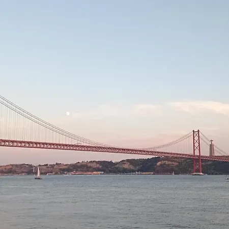 Alcantara Lx * Lisbon